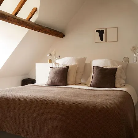 Les Jardins De Jeanne Bed & Breakfast 3*