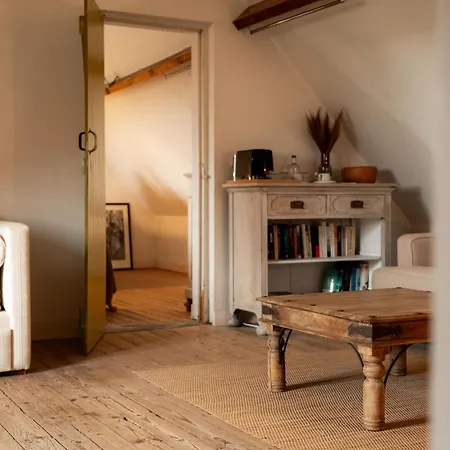 Les Jardins De Jeanne Bed & Breakfast